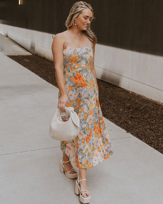 Best Shoes to Wear with Midi Dress: Styling Tips for Every Occasion - Lizard Thicket Best Shoes to Wear with Midi Dress: Styling Tips for Every Occasion - Lizard Thicket