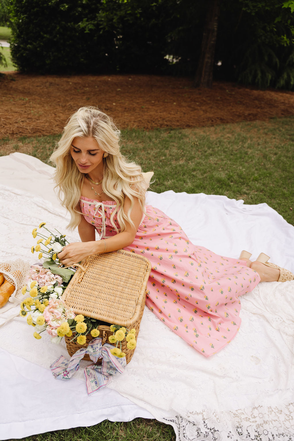 daria pink floral midi dress