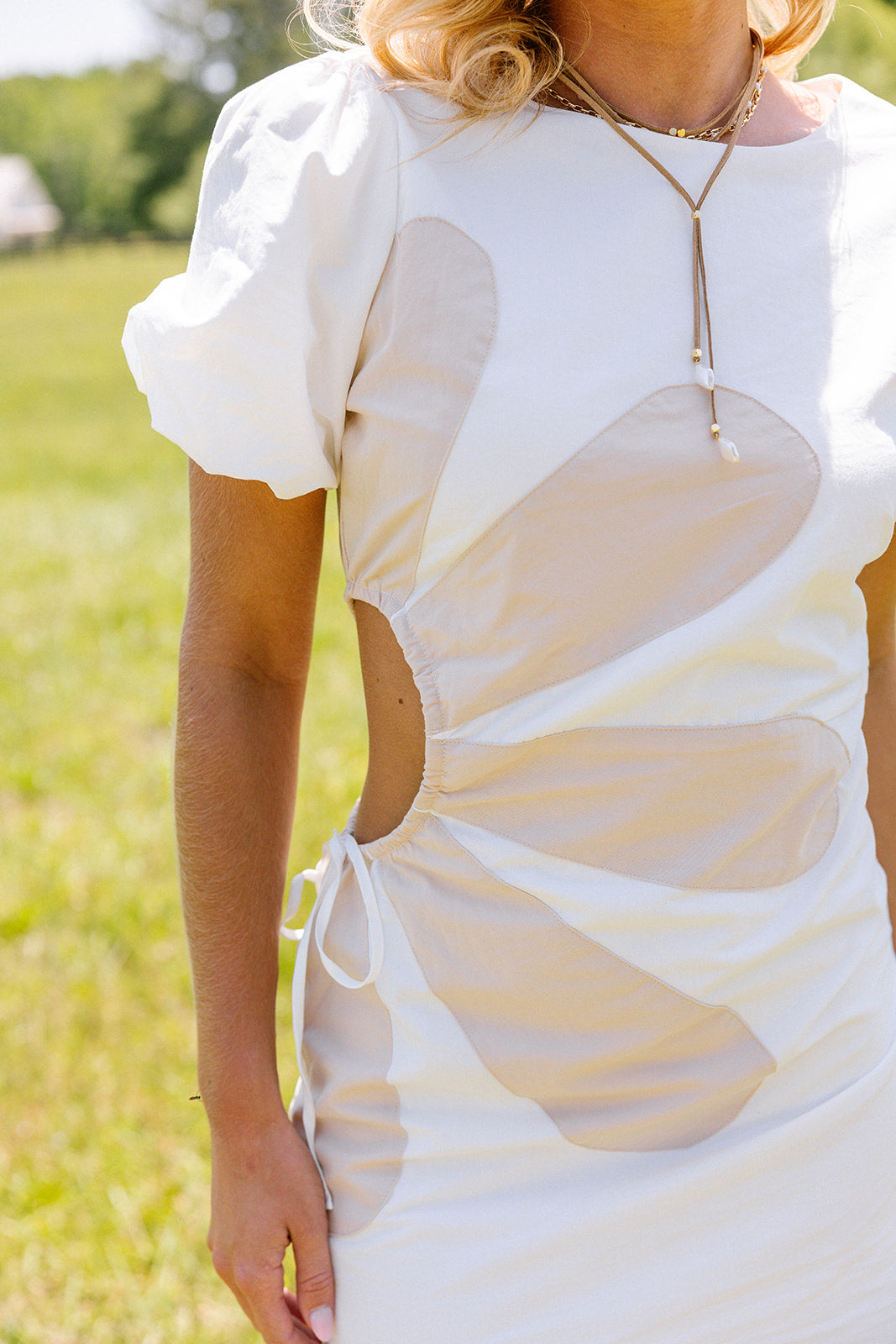 Della White & Beige Floral Key Hole Mini Dress- close up side view