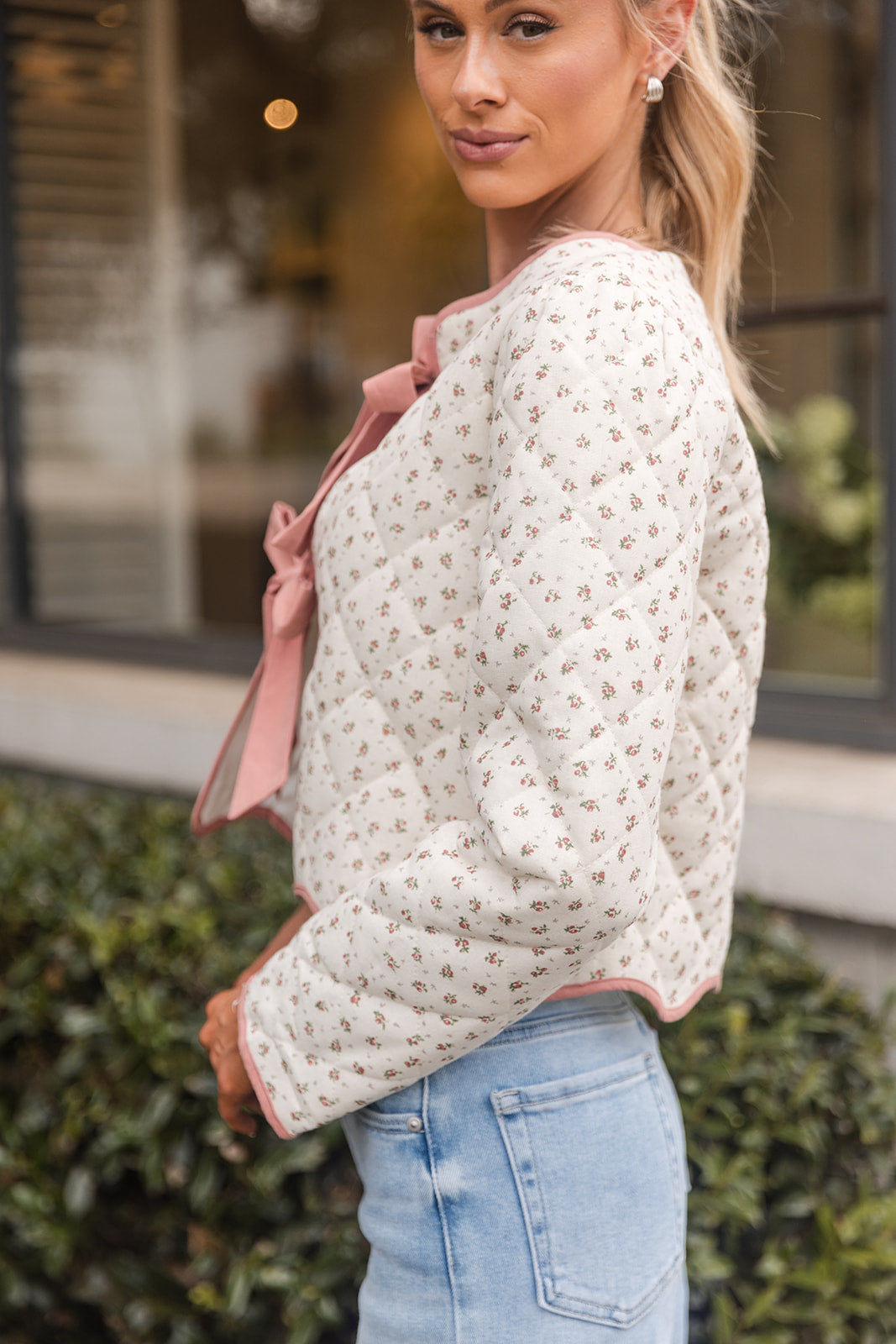 Sadie Cream & Pink Floral Scallop Jacket-side view