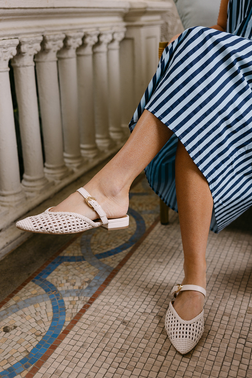 DV by Dolce Vita Domainica Ivory Woven Buckle Mule - Lizard Thicket