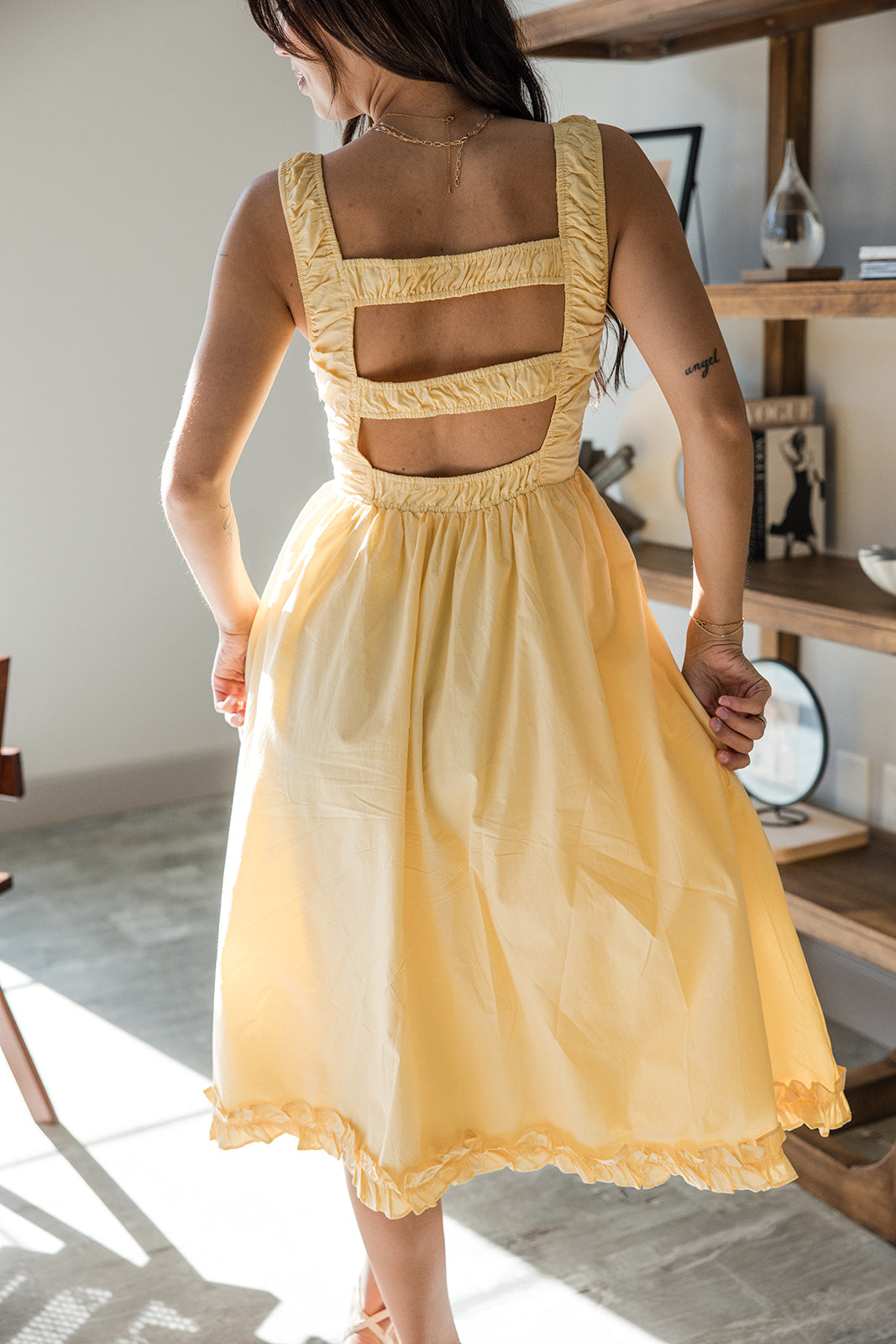 Willow Butter Yellow Midi Dress- close up back view