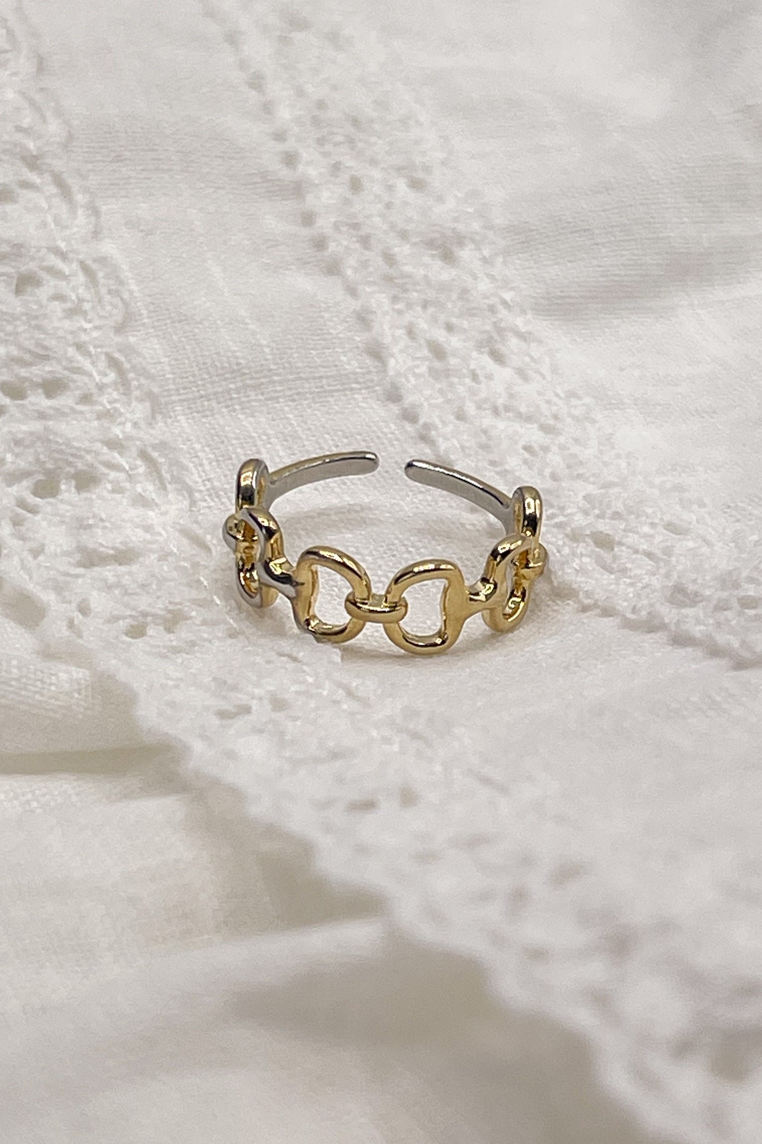 Image shows the Willa Gold Chain Link Ring against a white background.