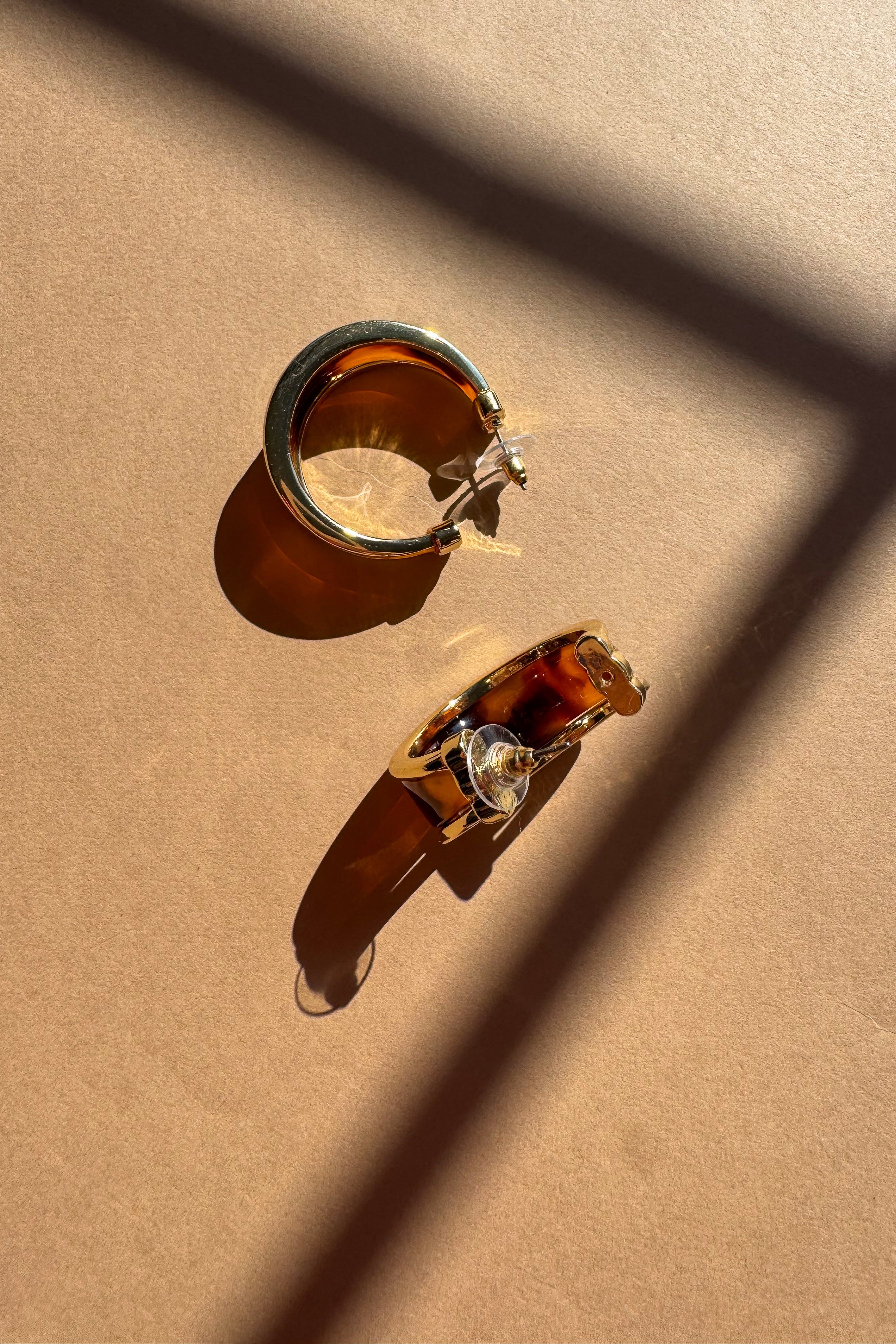 Helena Tortoise Hoop Earrings - flat lay back & side views