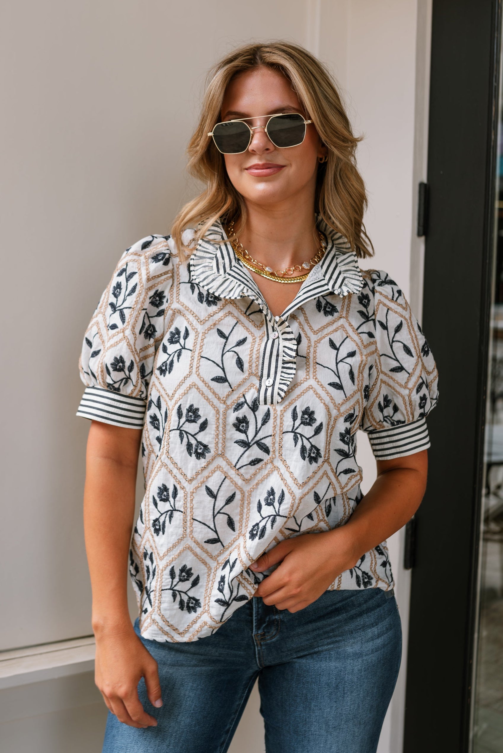 Morgan Cream Multi Floral Short Sleeve Top- top view