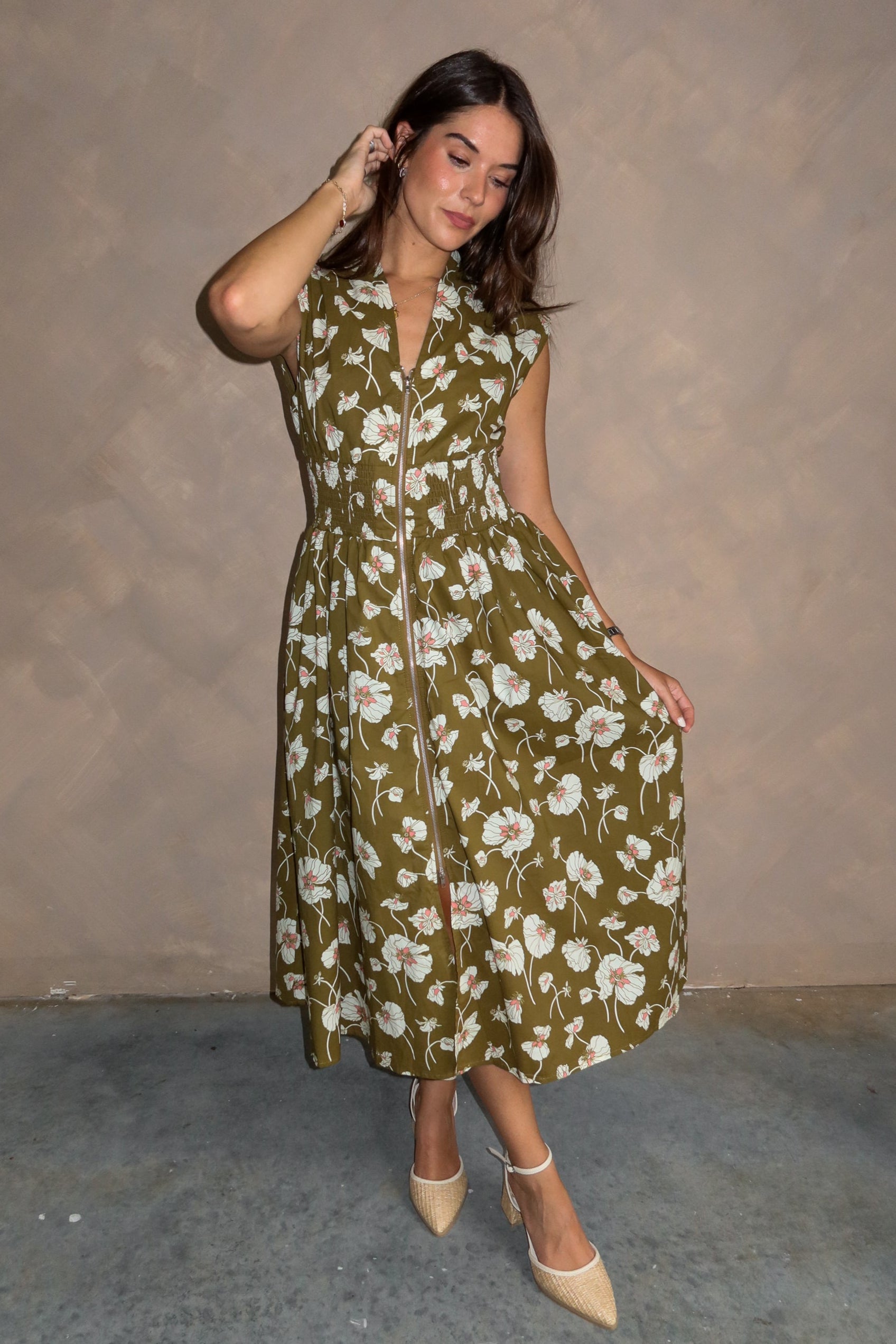 Stella Olive Floral Zip-Up Midi Dress- full body view