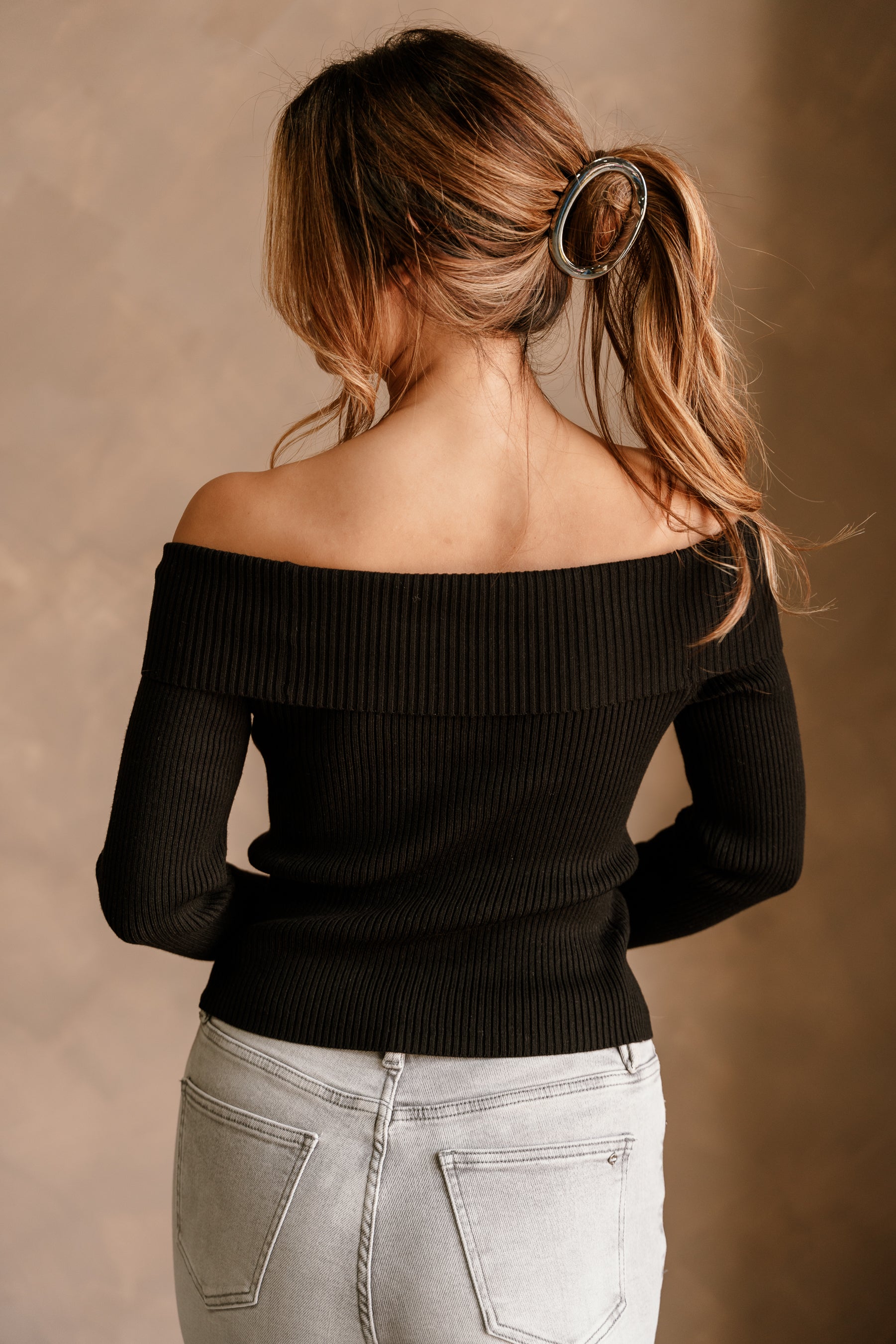 Blakely Black Button-Up Off-The-Shoulder Top- close up back view