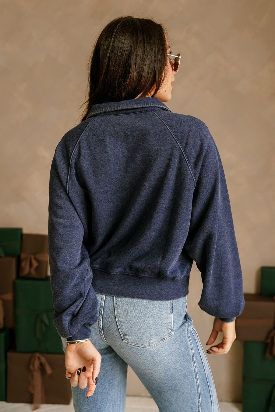 Hannah Washed Blue Collar Pullover- close up back view