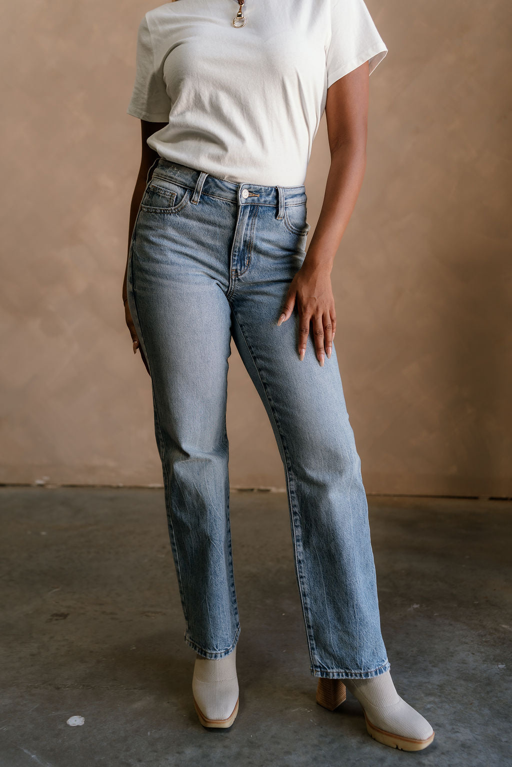 Judy Blue: Hayden Light Denim Straight Leg Jeans- front view