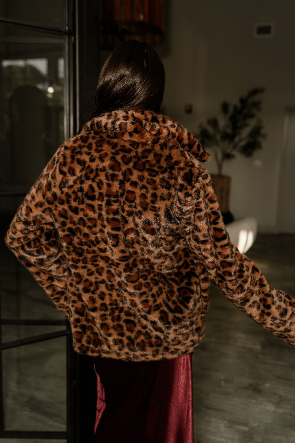 Mia Cheetah Faux Fur Jacket- close up back view