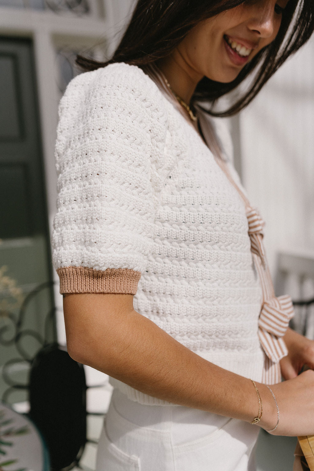 Savannah White & Tan Bow Top - side view