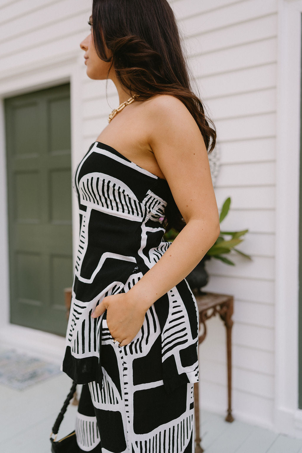 Lila Black & White Strapless Top- side view