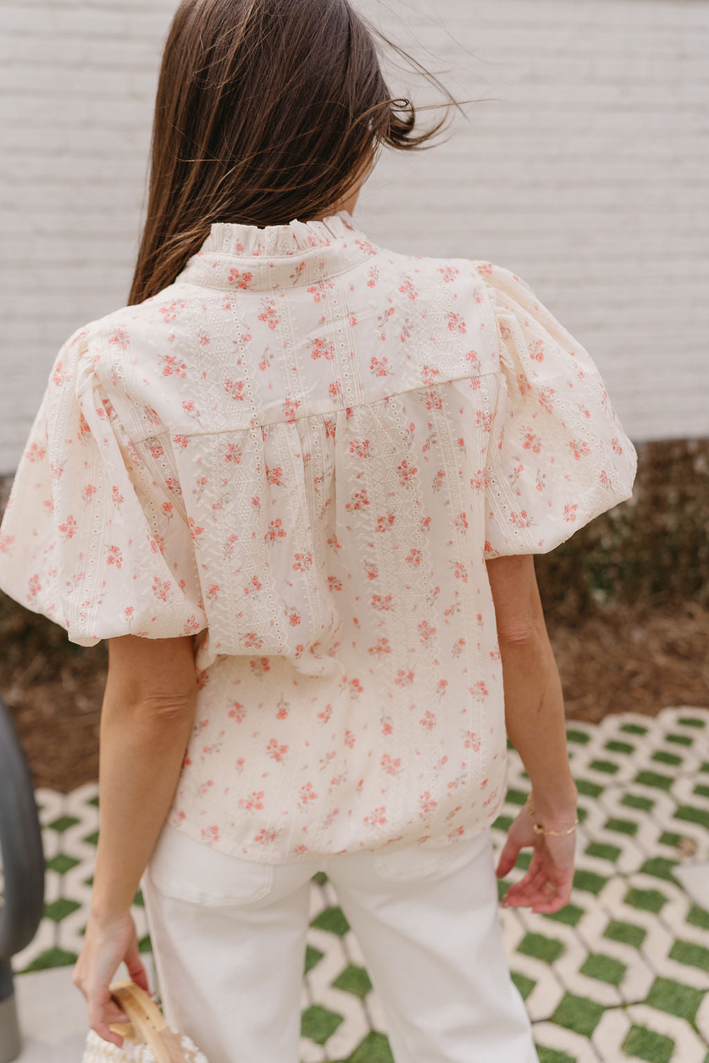 Leona Cream & Coral Floral Top- close up back view