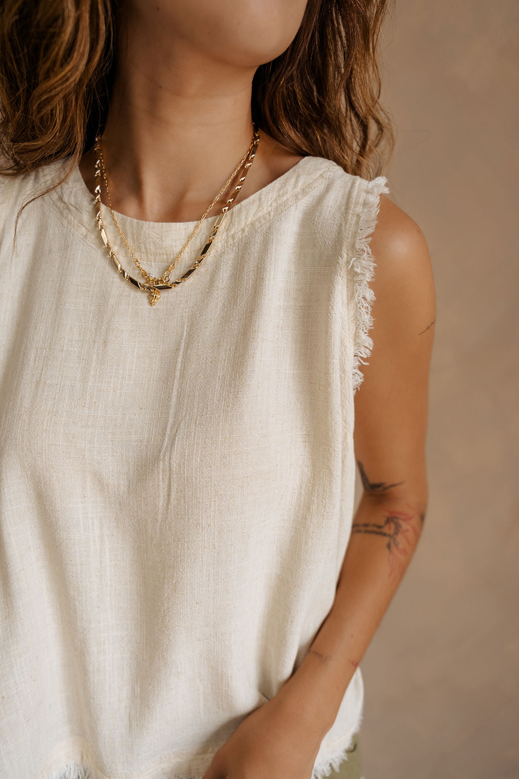 Willa Cream Linen Frayed Tank - close up front 