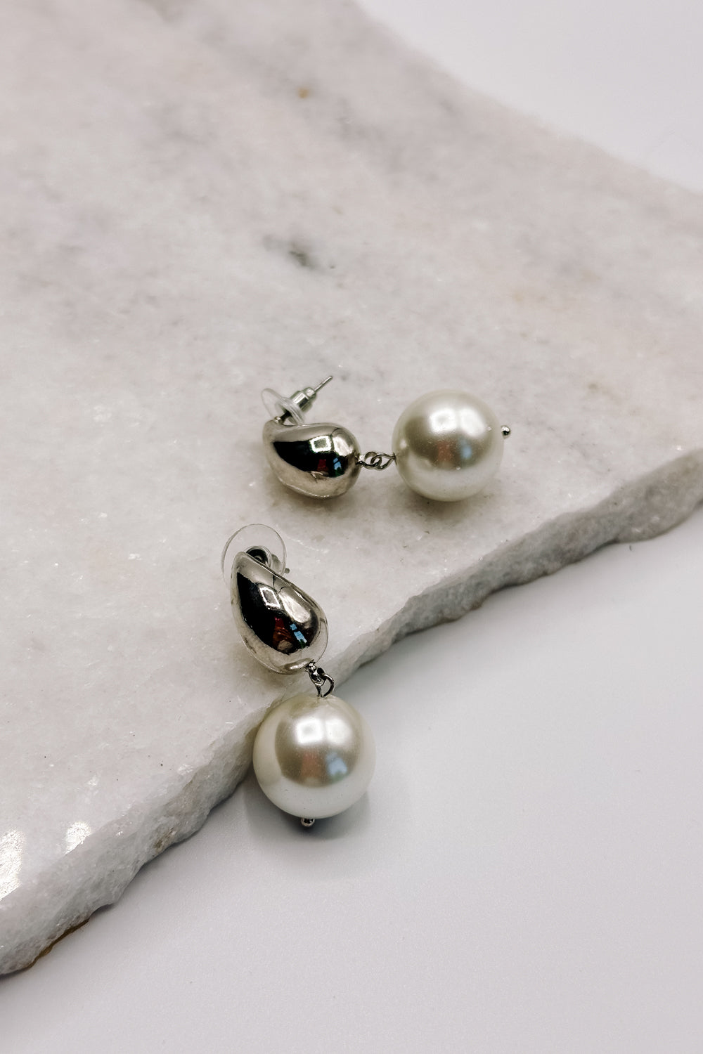 Julie Silver and Pearl Dangle Earring