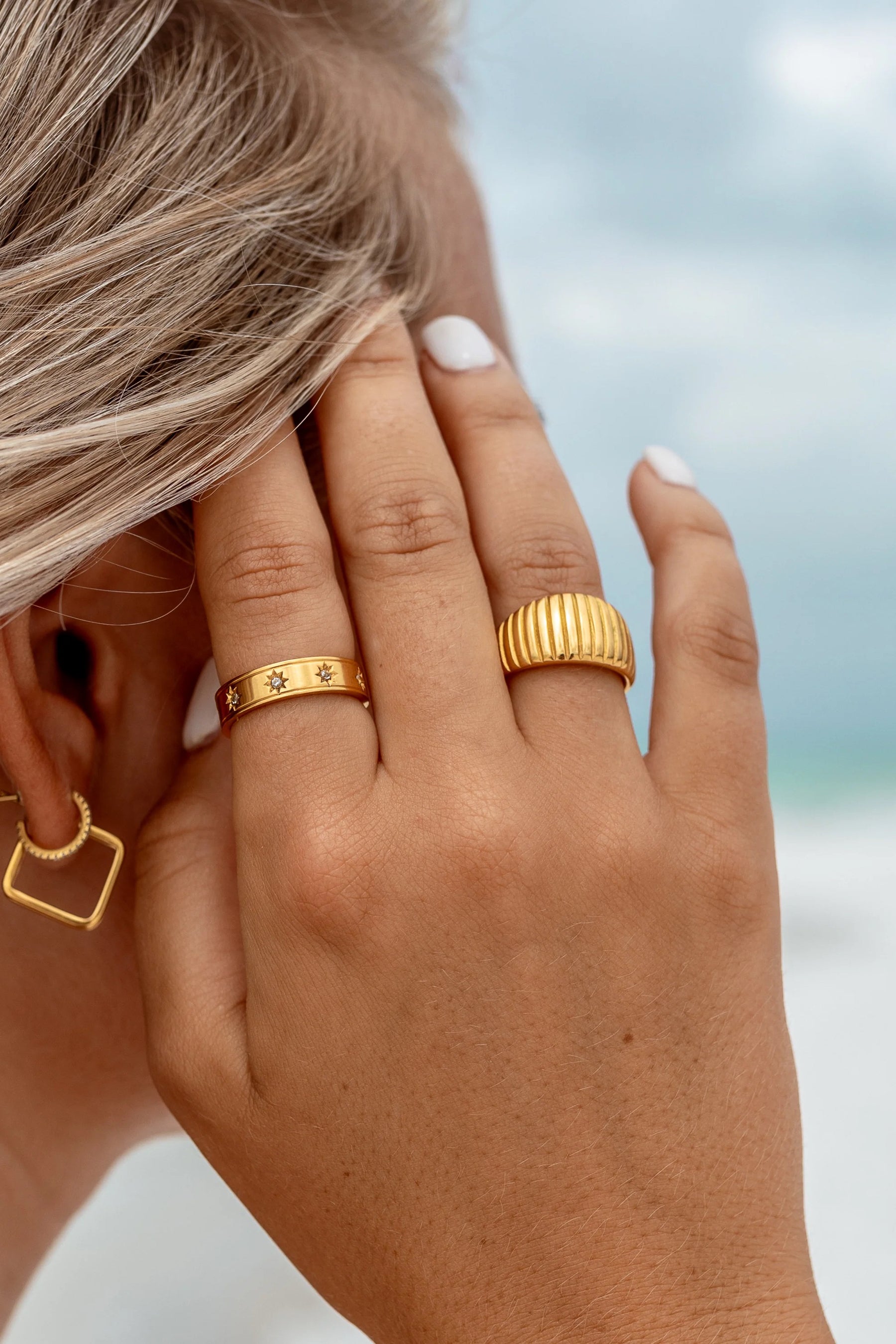 Milan Gold Ribbed Ring- front view