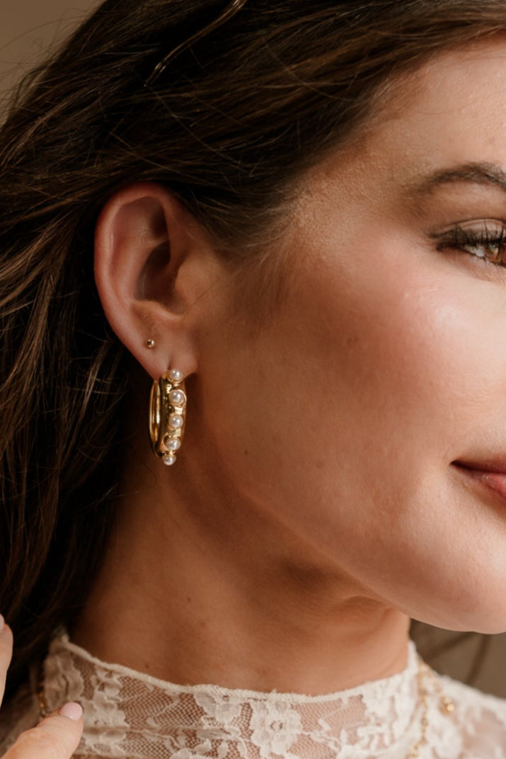 Delilah Gold & Pearl Hoop Earrings -  close  up on model