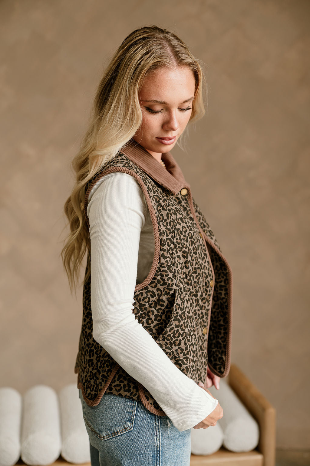Kendra Brown Cheetah Scallop Vest- close up side view