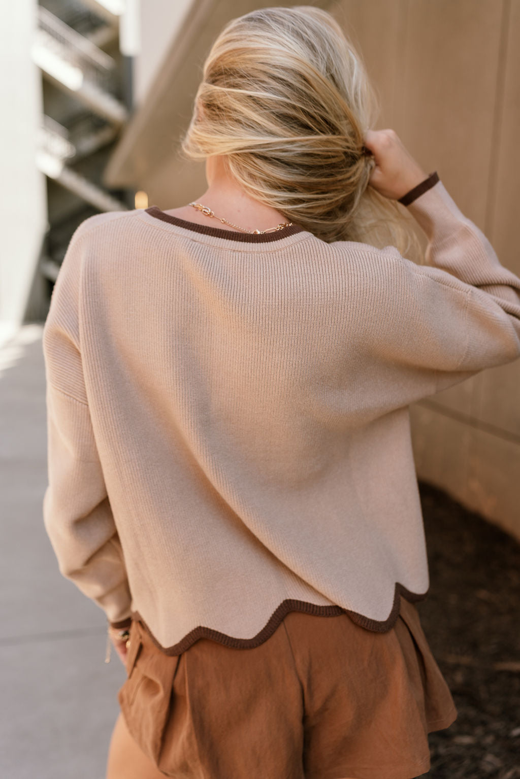 Everlee Mocha & Dark Brown Scallop Sweater- close up back view