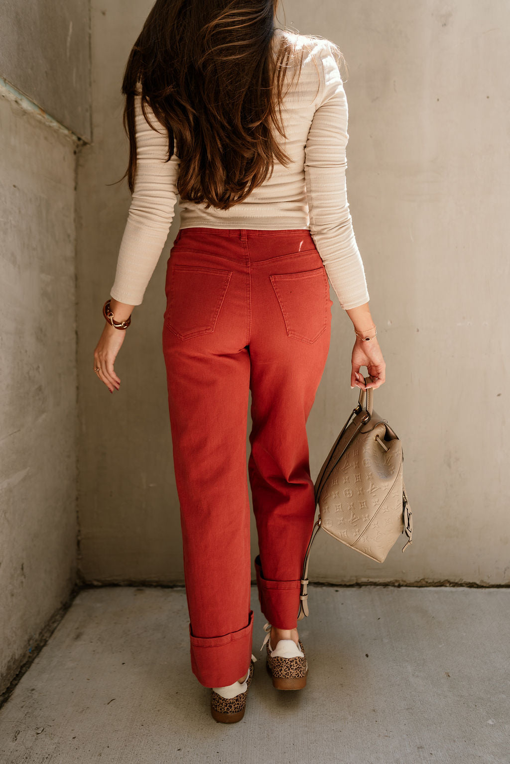 Serena Rust Wide Leg Cuffed Pant- close up back view