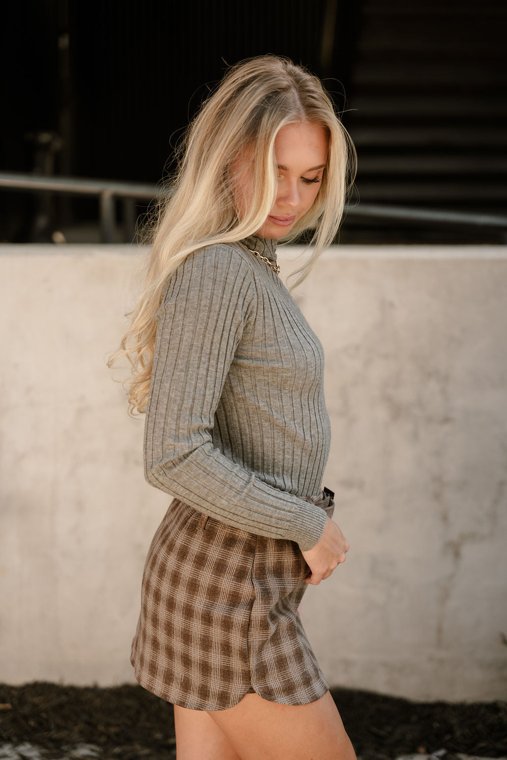 Kora Heather Grey Ribbed Knit Top- close up side view