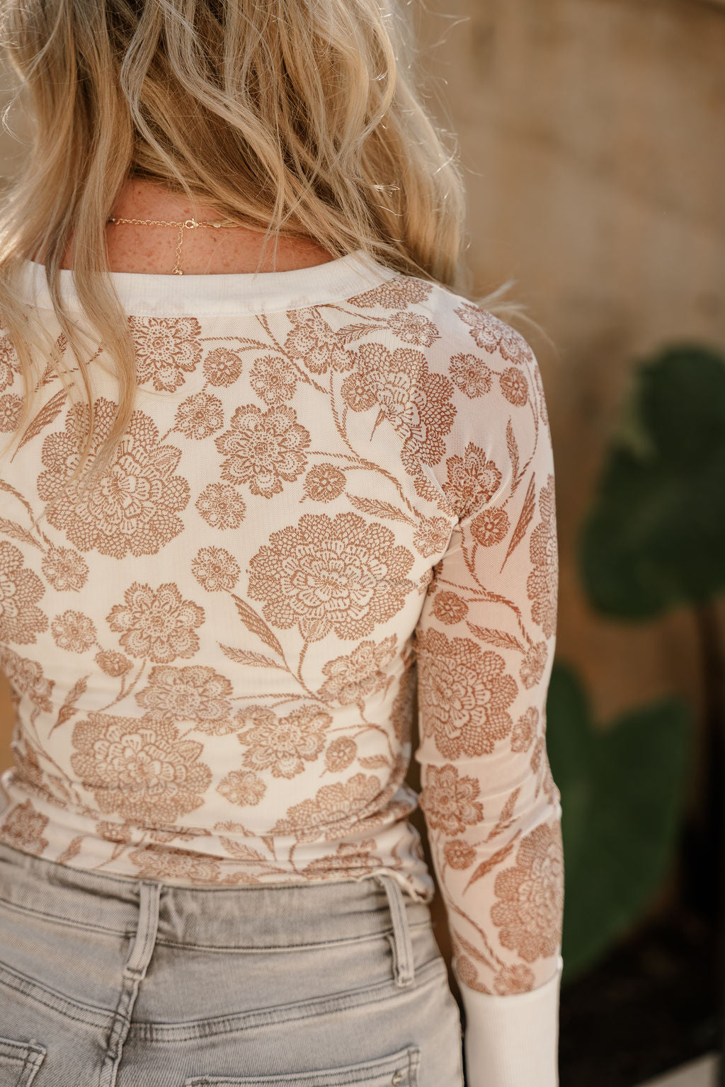 Reya Cream & Brown Mesh Floral Top- close up back view