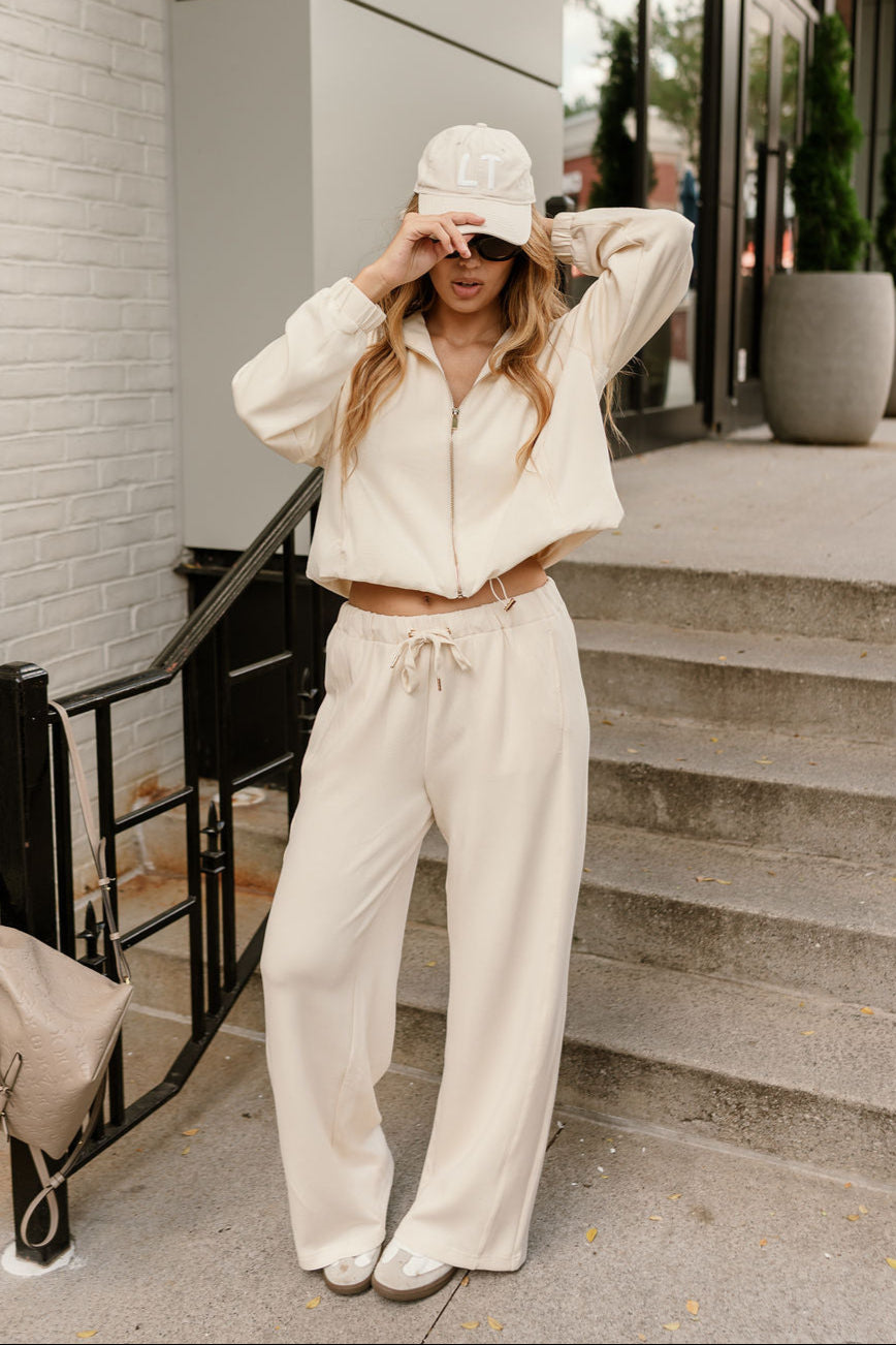 Gigi Cream Zip-Front Cropped Bubble Hoodie - full body