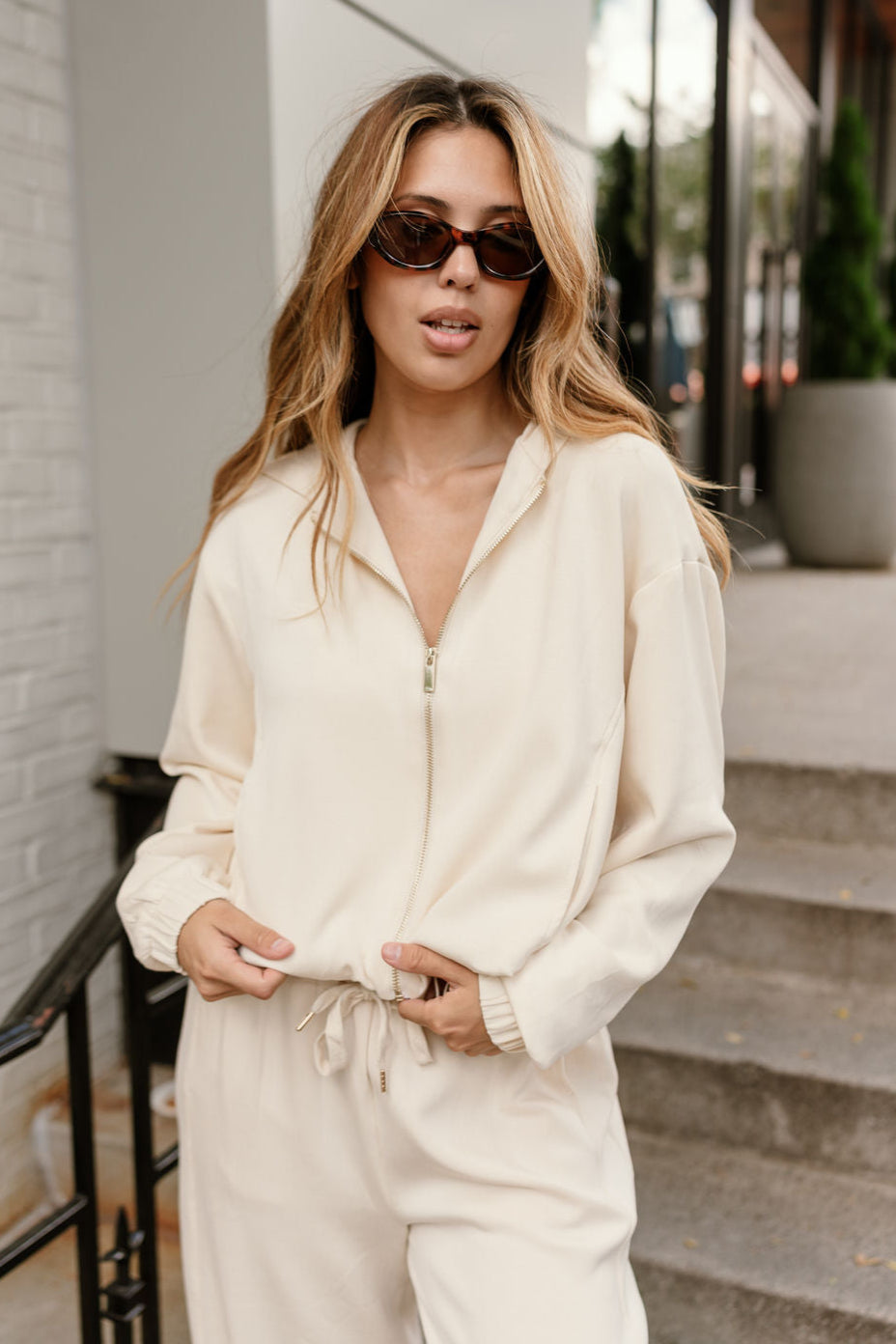 Gigi Cream Zip-Front Cropped Bubble Hoodie - front view