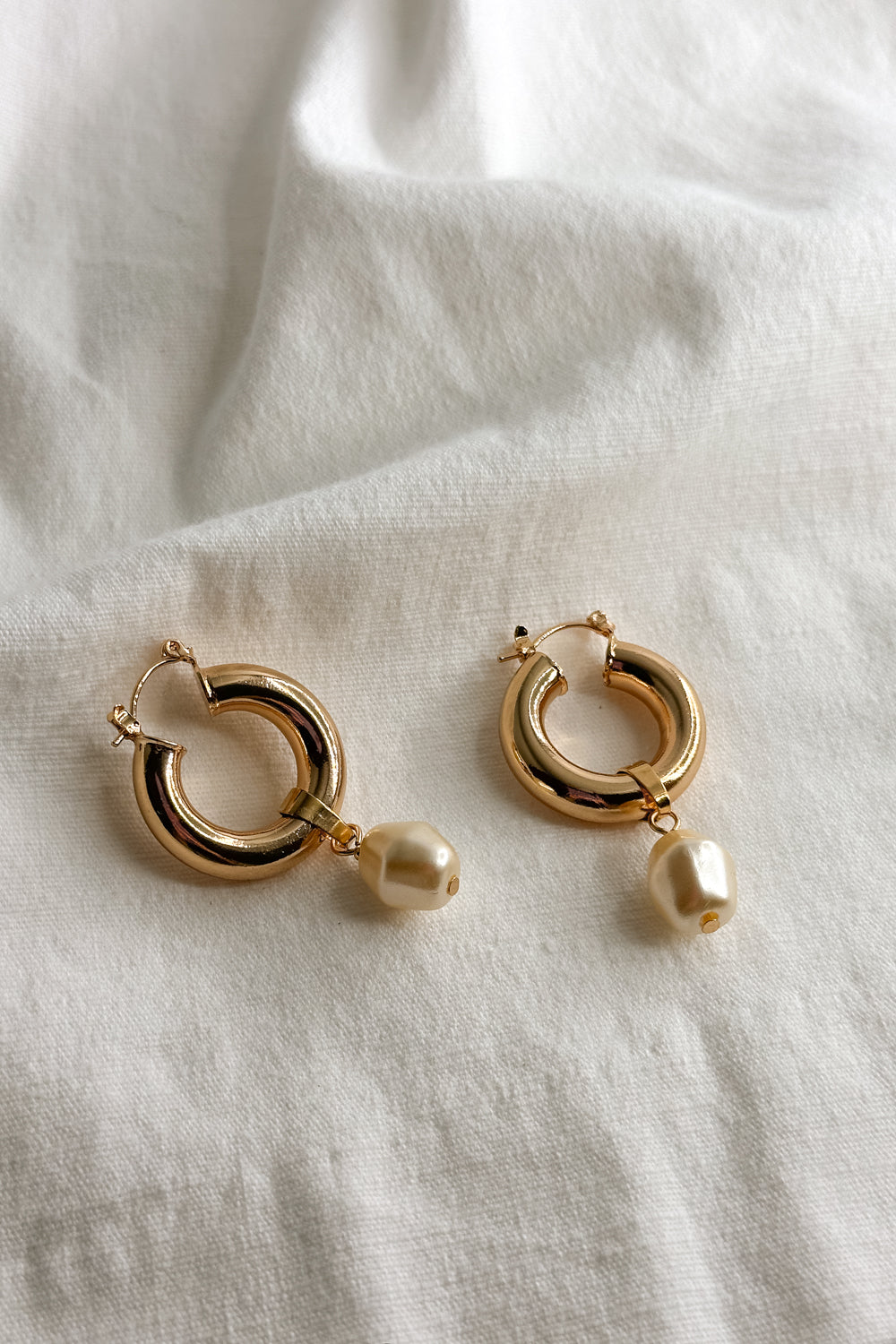 Patricia Gold Hoop Pearl Dangle Earring Lizard Thicket