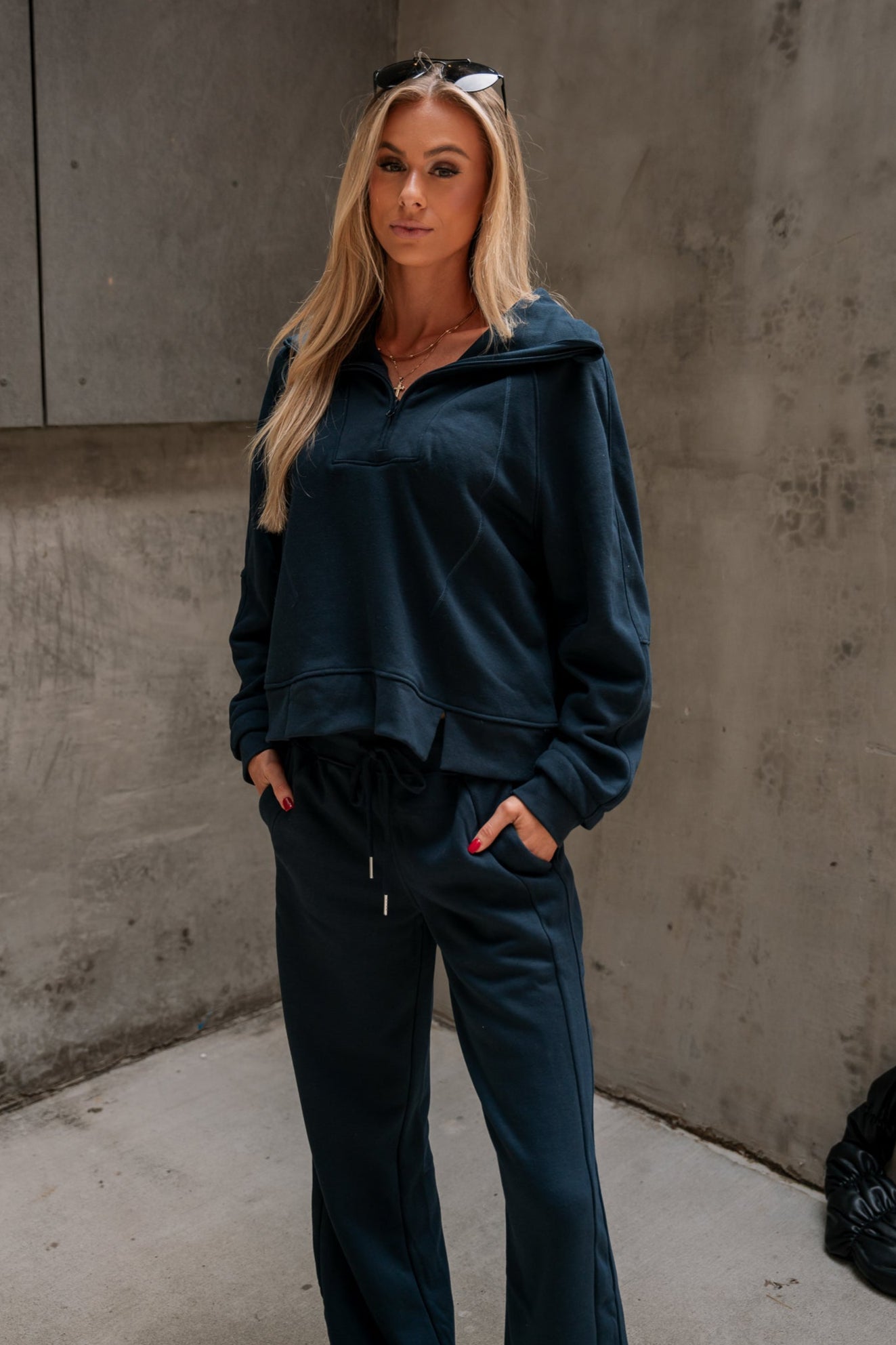 Lizard Lexa Lexi Quarter Zip-Up Long Sleeve Sweatshirt - Lizard Thicket