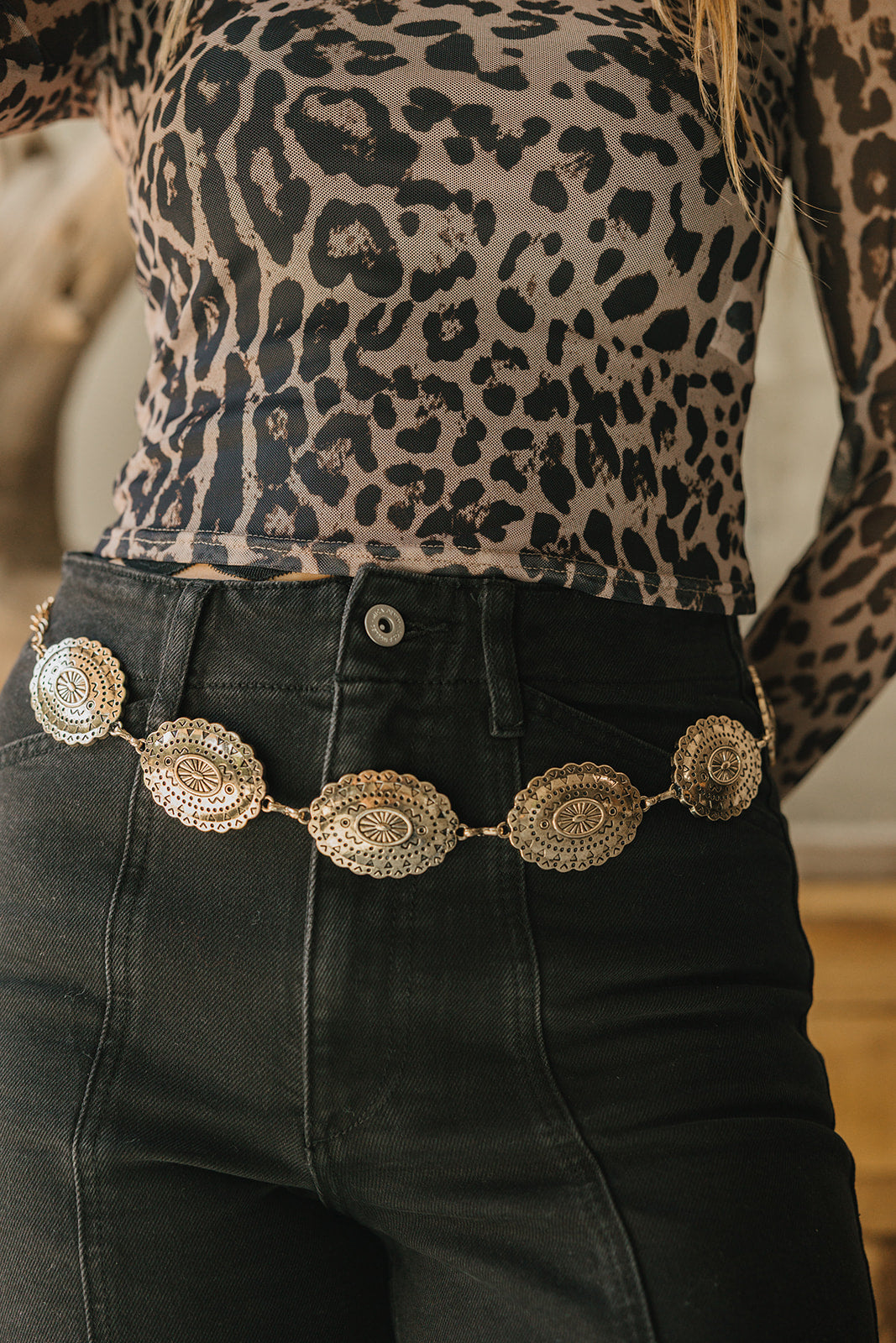 Vivie Gold Medallion Chain Link Belt - front view