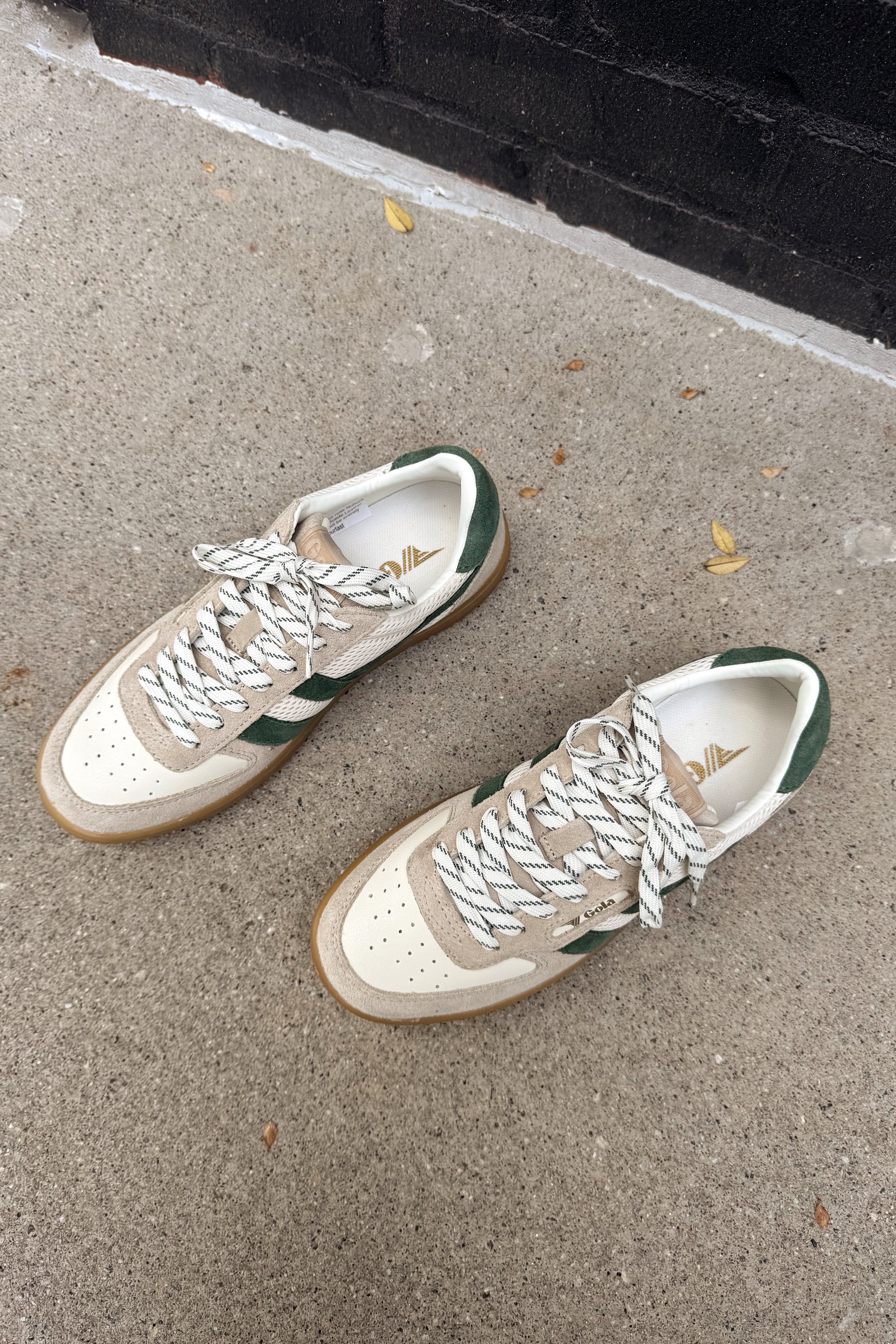 Gola Hawk Trainer Off White & Evergreen Sneaker- top view