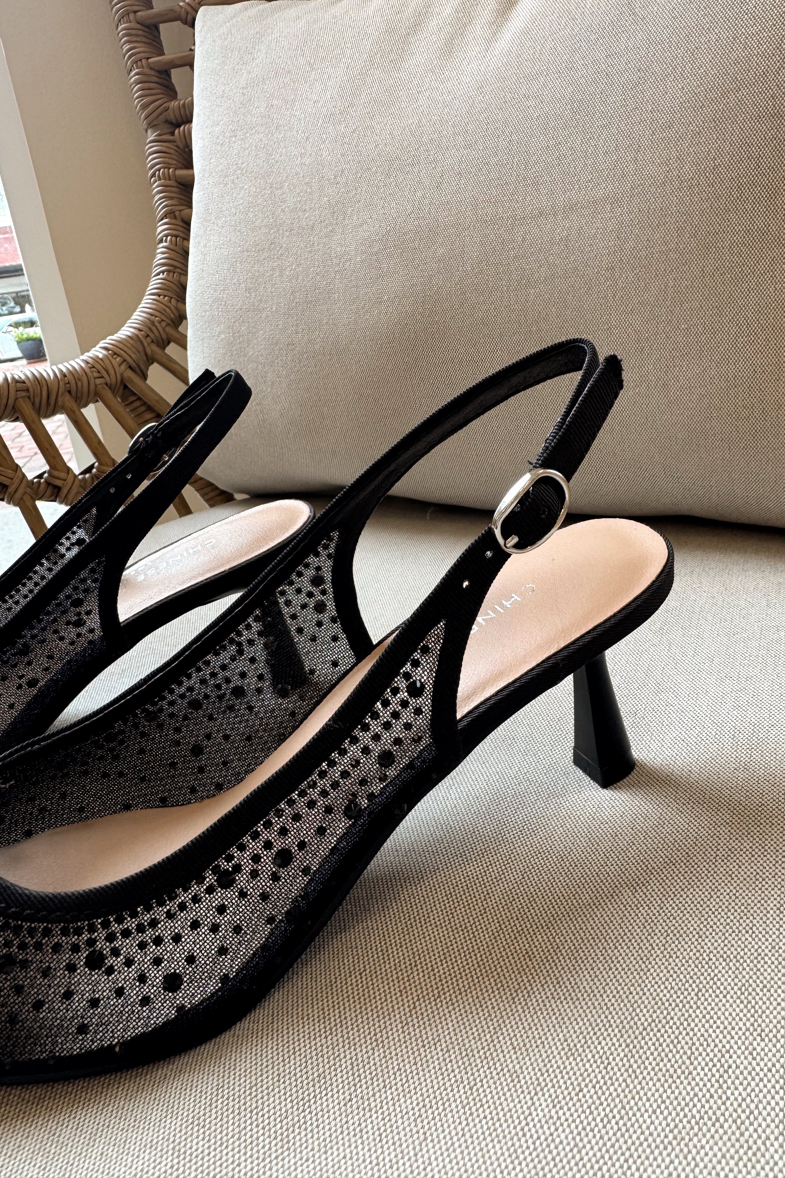 Chinese Laundry Merry Mesh Slingback Mesh Pump- close up side view