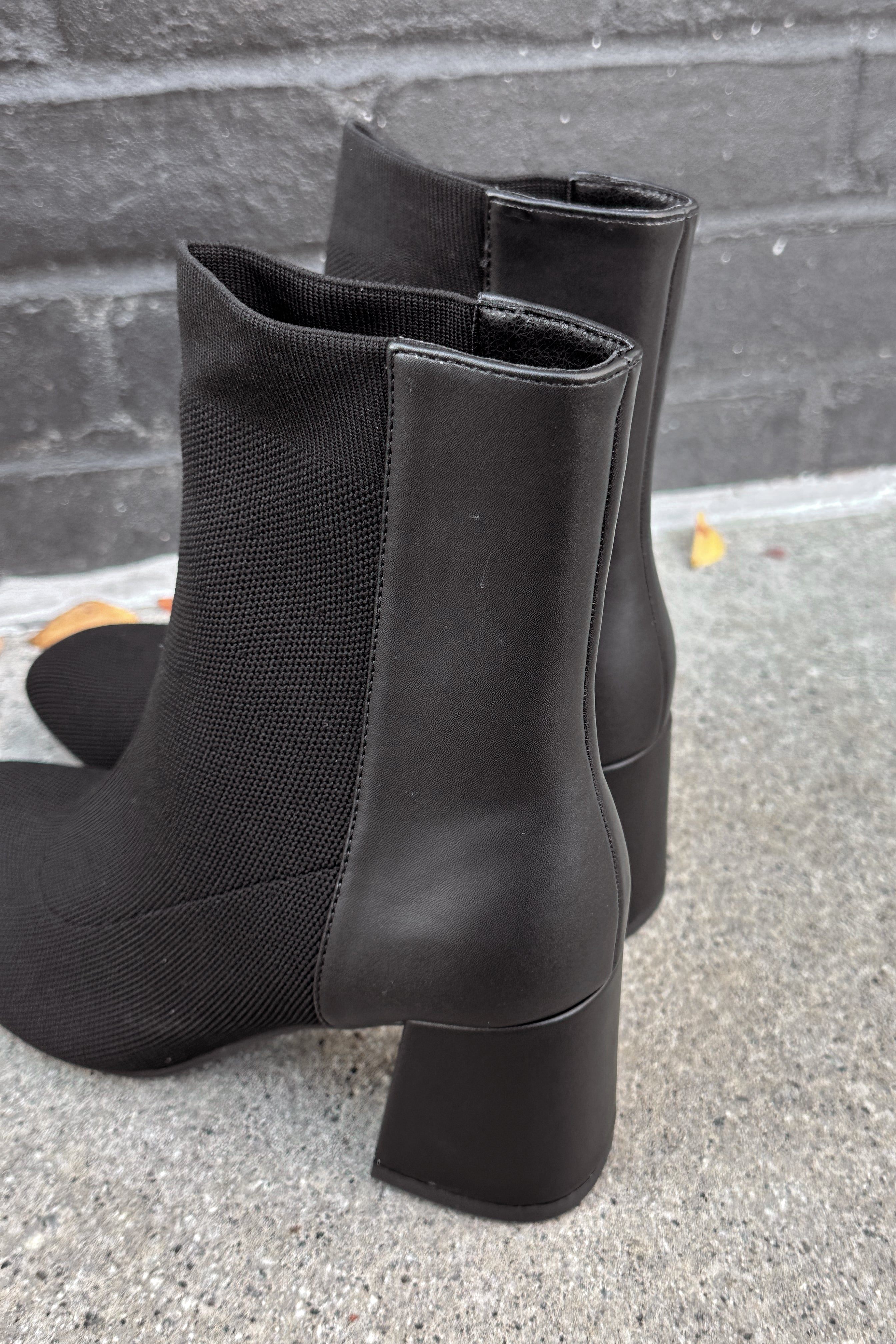 Mia Bronwen Black Pull On Boot- full side view