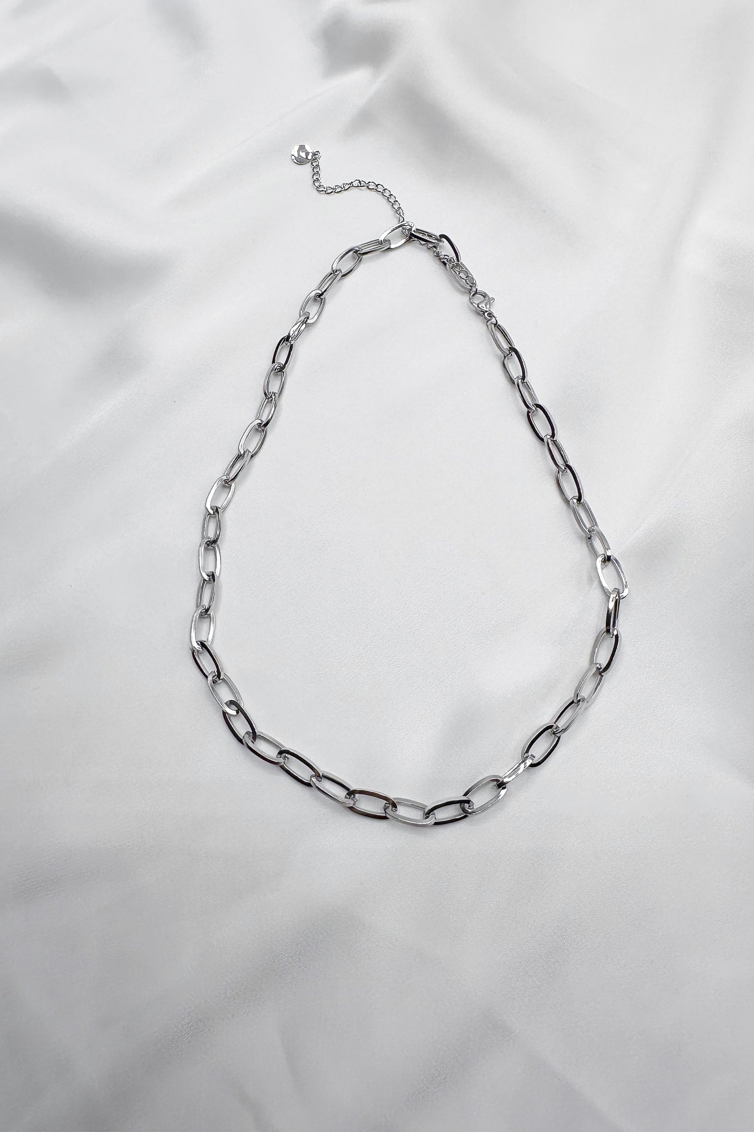 Ava Chain Link Adjustable Necklace-silver-close up view