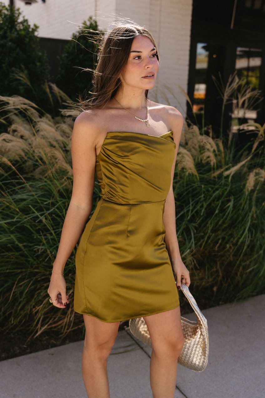 Alexia Olive Satin Strapless Mini Dress L Alexia Olive Satin Strapless Mini Dress L