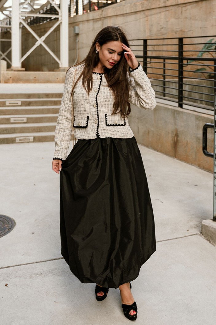 Leighton Black Bubble Midi Skirt- full body view