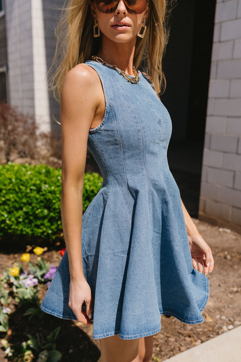 Denim Flare Mini Dress – Britney Washed Denim Sleeveless Dress Denim Flare Mini Dress – Britney Washed Denim Sleeveless Dress