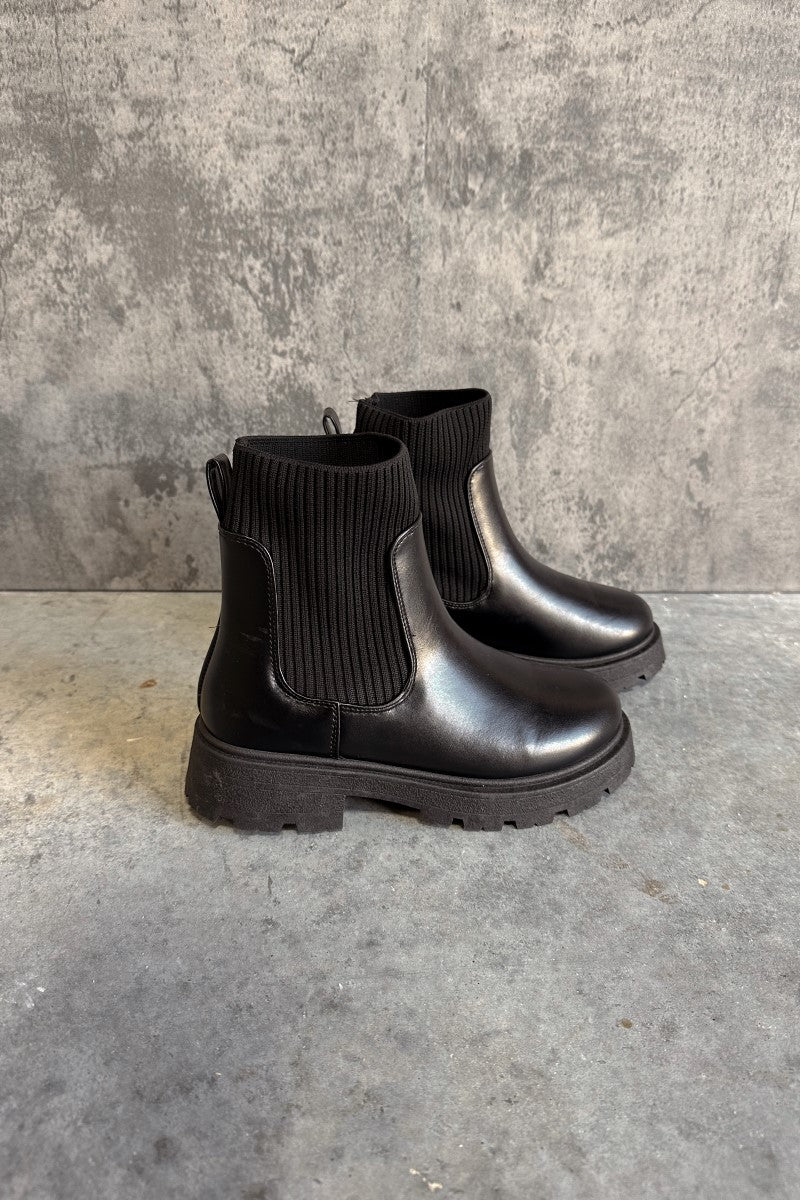 Black Flat Sock Boots Bronx Black Ankle Booties Lizard Thicket