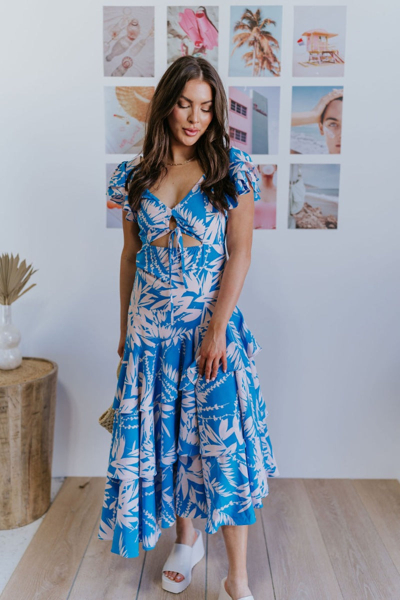 bayside florals maxi dress @iamjaworeal is bringing the summer vibes Link in bio to shop the Bayside Florals Maxi Dress. #FreePeople #summer #maxidress #sunmerdress #outfitinspo #outfitideas #ootd #floral