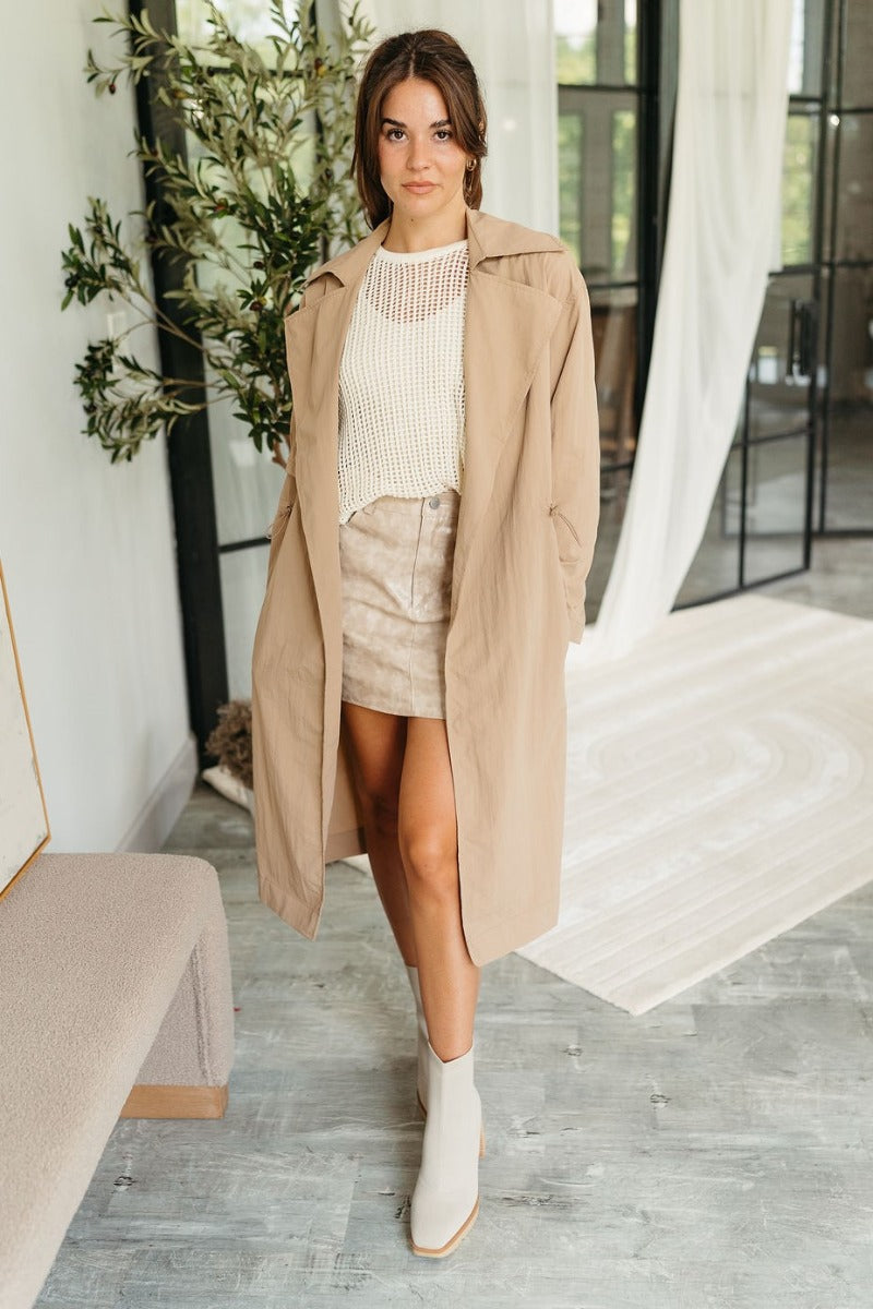 Khaki Trench Coat – Lightweight Drawstring Waist Lizard Thicket